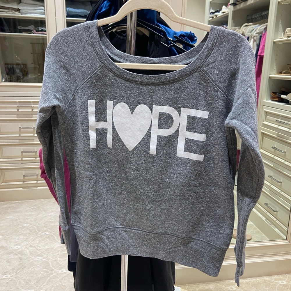 Twenty 6 designs grey crew sweatshirt pullover with 'HOPE' Print